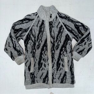 Vintage Women's Black and Gray Knit wool Cardigan Imaculate Condition 70s Or 80s